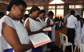 Africa - Bibles for Rwanda