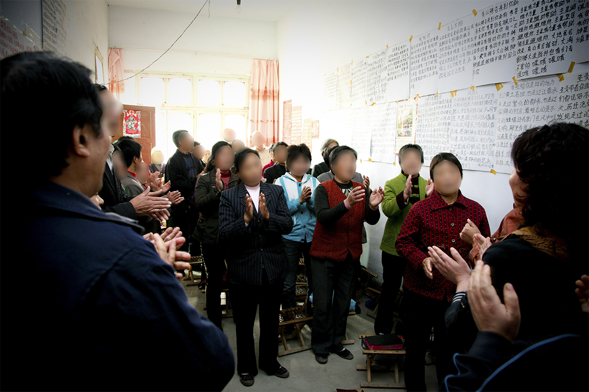 Give the gift of Bibles and make an eternal impact worldwide!