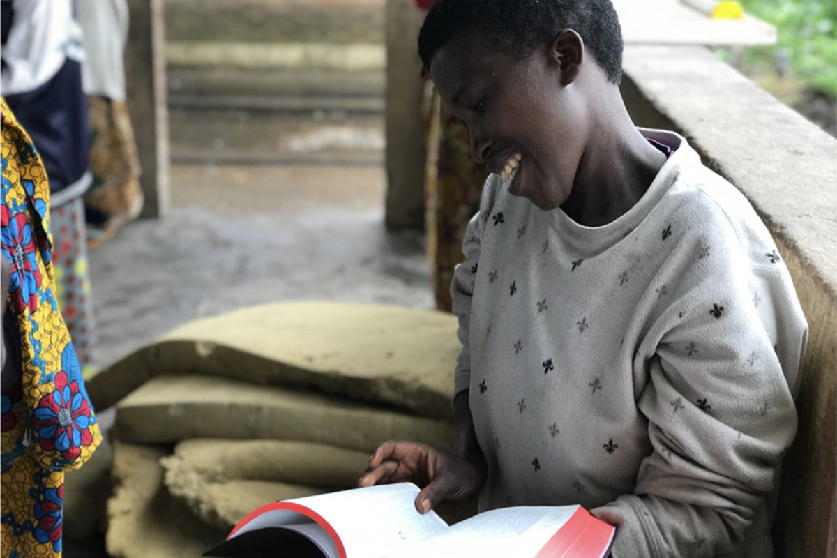 Help persecuted Christians and others in need this International Day of Prayer!