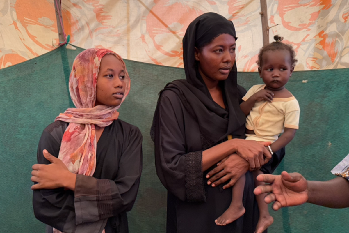 Give now to provide essentials to refugees and displaced people worldwide!