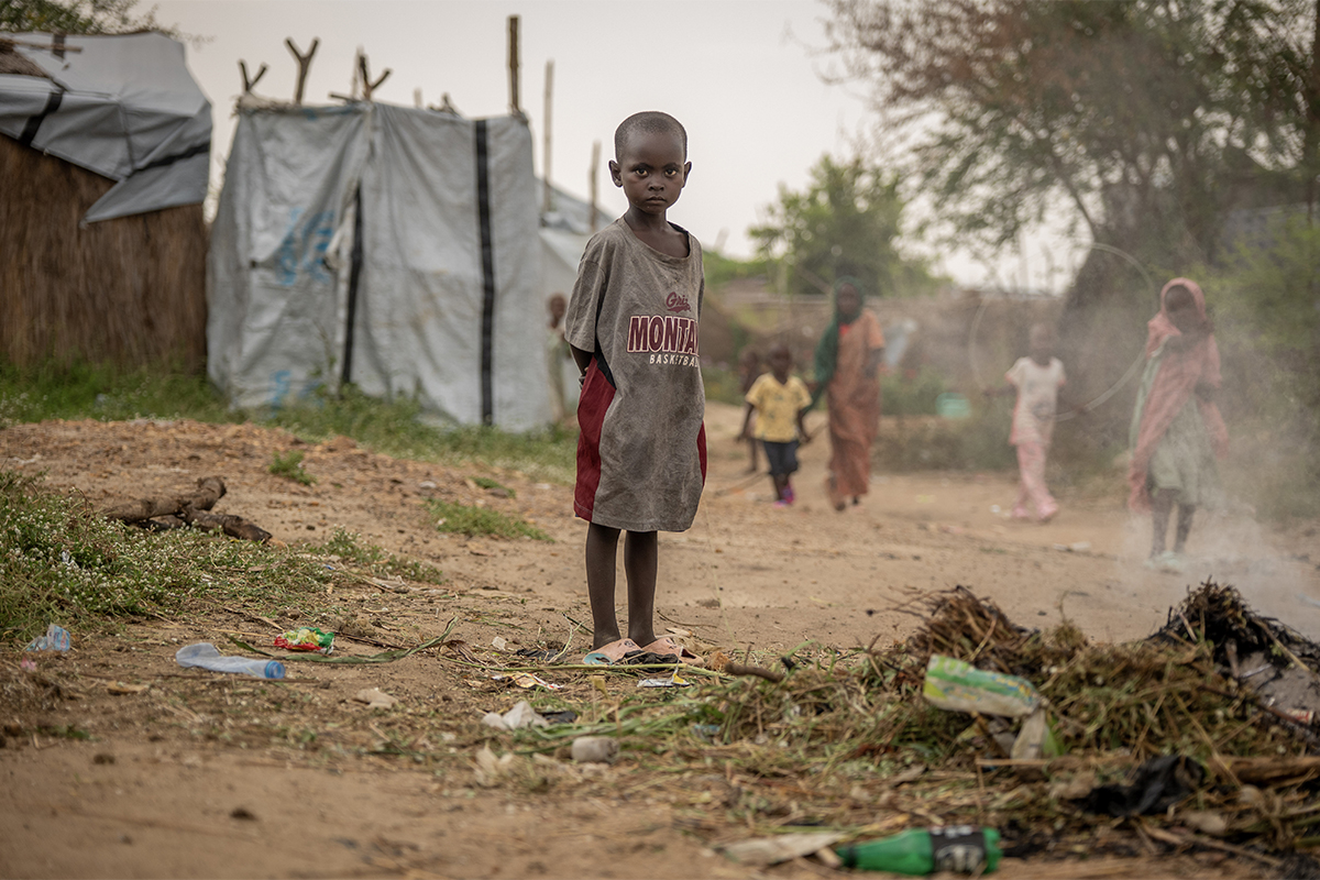 Give now to provide essentials to refugees and displaced people worldwide!