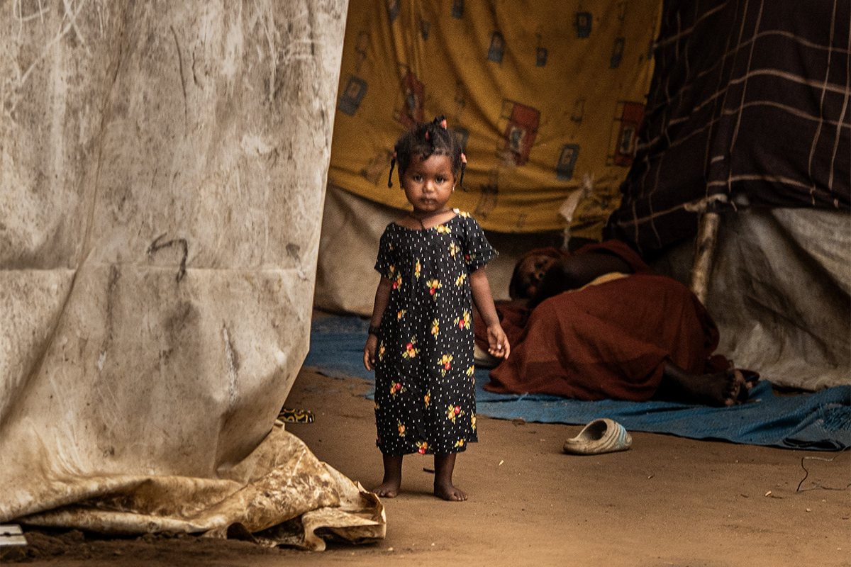 Give now to provide essentials to refugees and displaced people worldwide!