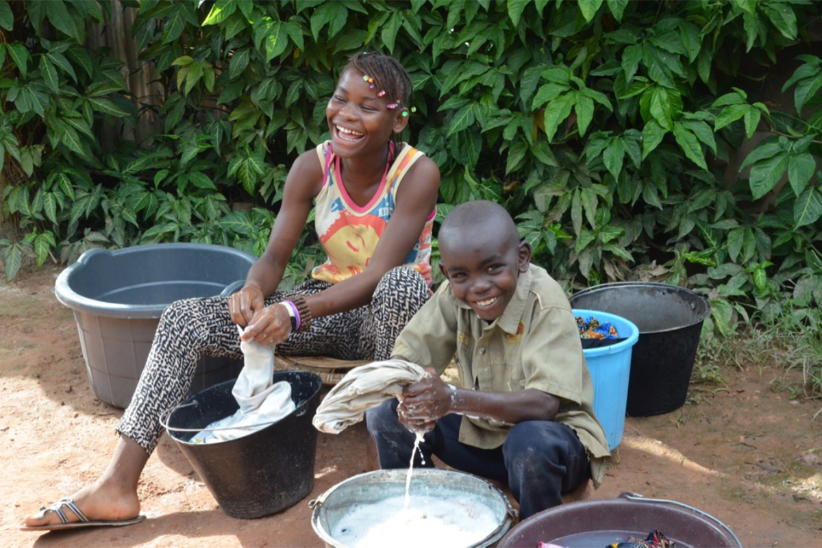 Your $35 gift will send a Critical Care Kit to Africa!